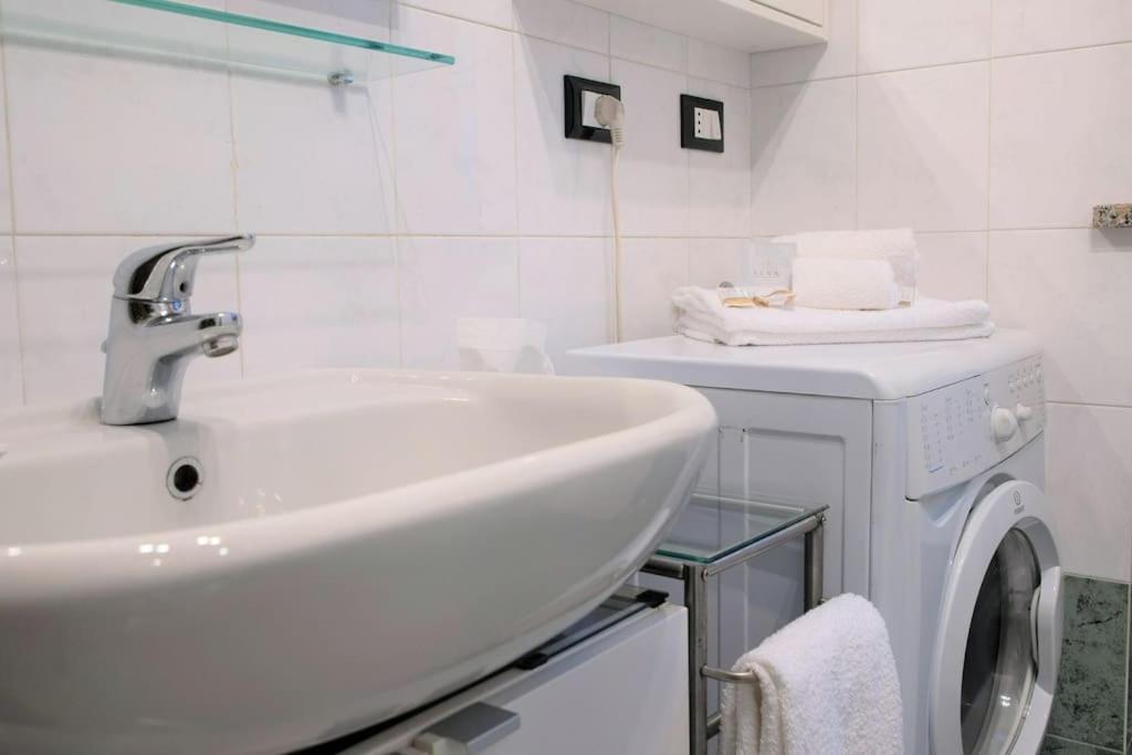 Casa Spezia - Metro Vicina, Wi-Fi Rapido & Netflix Διαμέρισμα Τορίνο Εξωτερικό φωτογραφία
