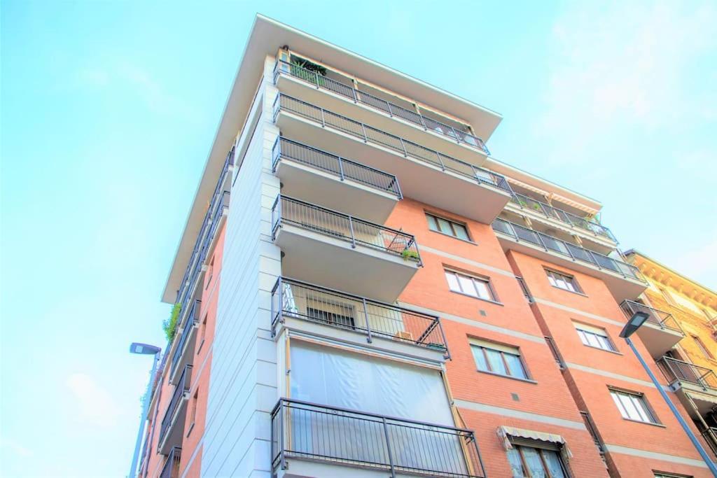 Casa Spezia - Metro Vicina, Wi-Fi Rapido & Netflix Διαμέρισμα Τορίνο Εξωτερικό φωτογραφία